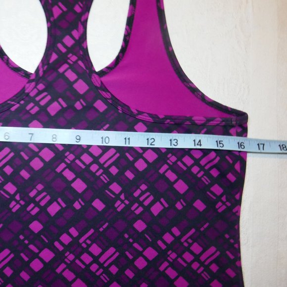 Purple Pattern Workout Top.  M.  No lining/inner bra. ***3/$18 bundle. - Picture 5 of 6